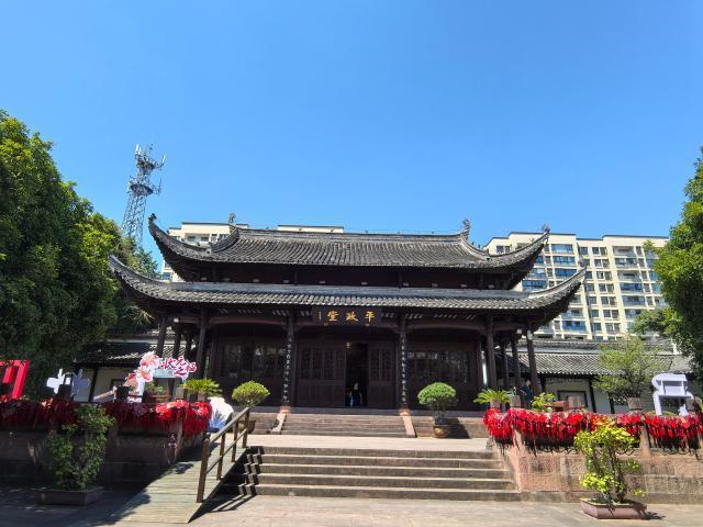 黄两地深度