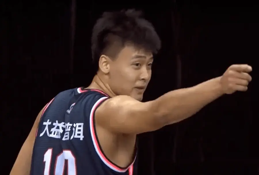 地发泄自己, 陈盈骏这些, 倘若周琦