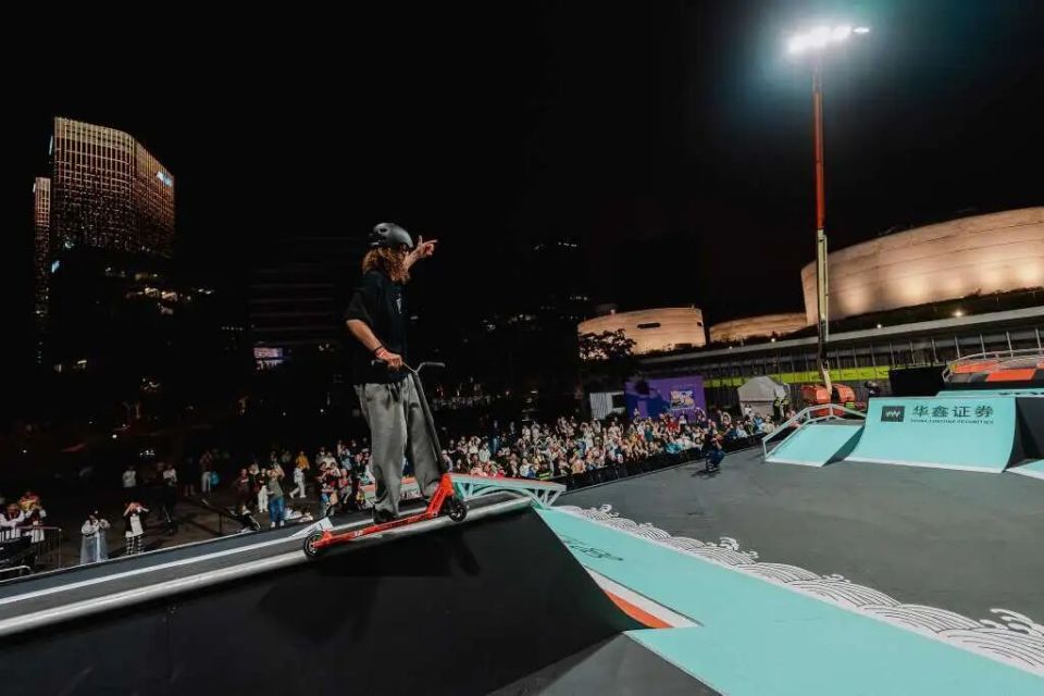 道尔等顶尖, CsBUU, 万人次接待 道尔等顶尖, CsBUU, 万人次接待