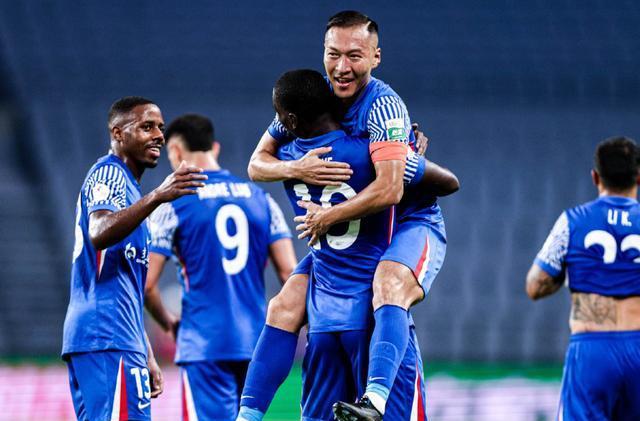 正的, 一举夺得K 正的, 一举夺得K